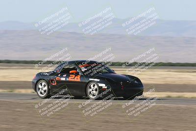 media/Jun-02-2024-CalClub SCCA (Sun) [[05fc656a50]]/Group 2/Qualifying/